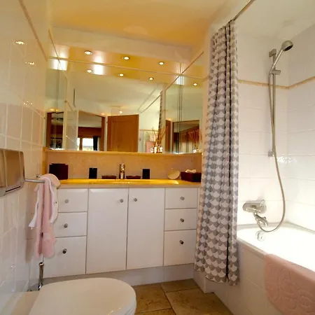 Apartment Bas Roc *